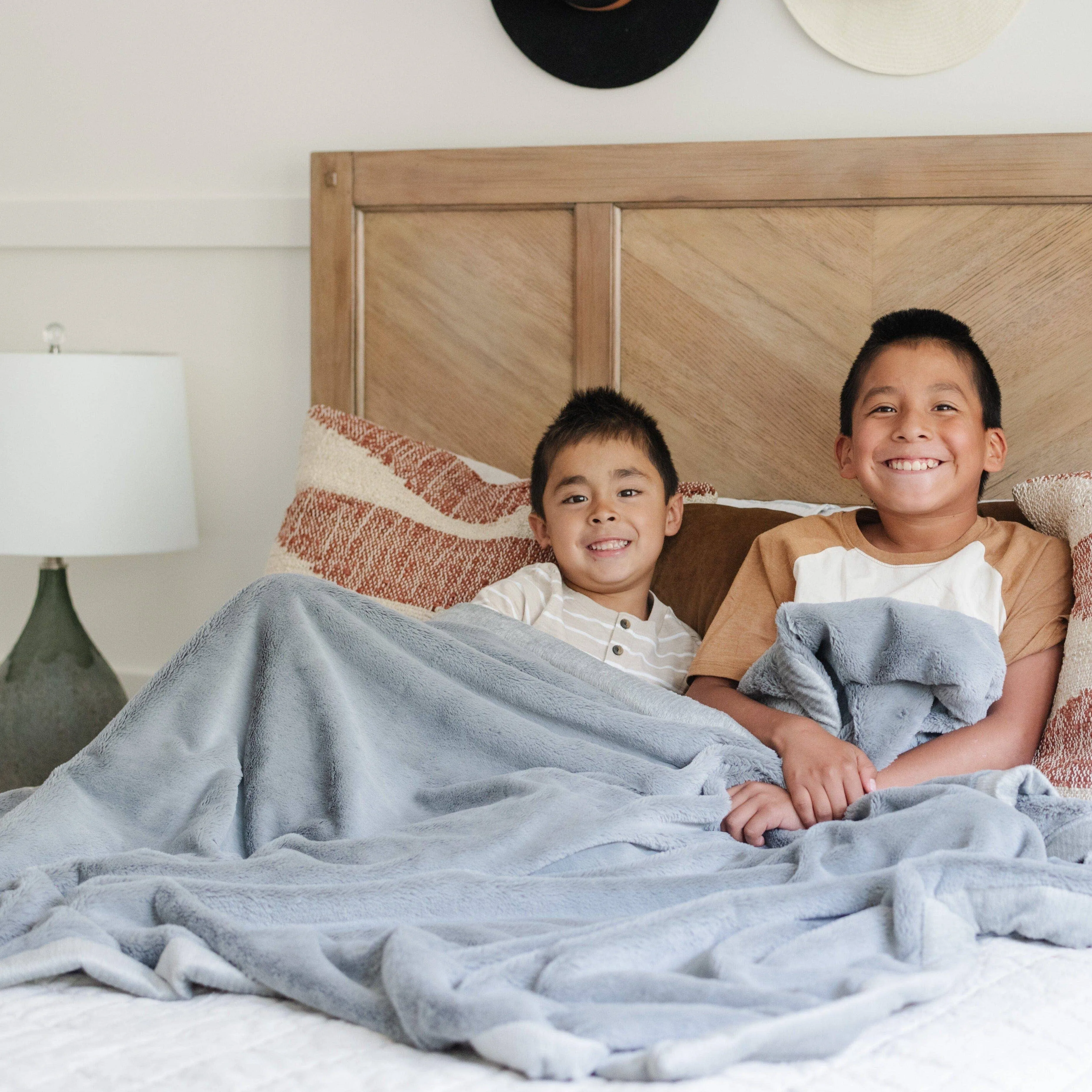 LUSH XL BLANKETS: Chiffon